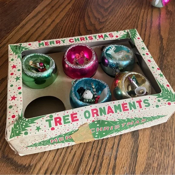 Vintage Kitschy Christmas Boxed Diorama Indent Ornament Collection❤️🎄 - Picture 5 of 16